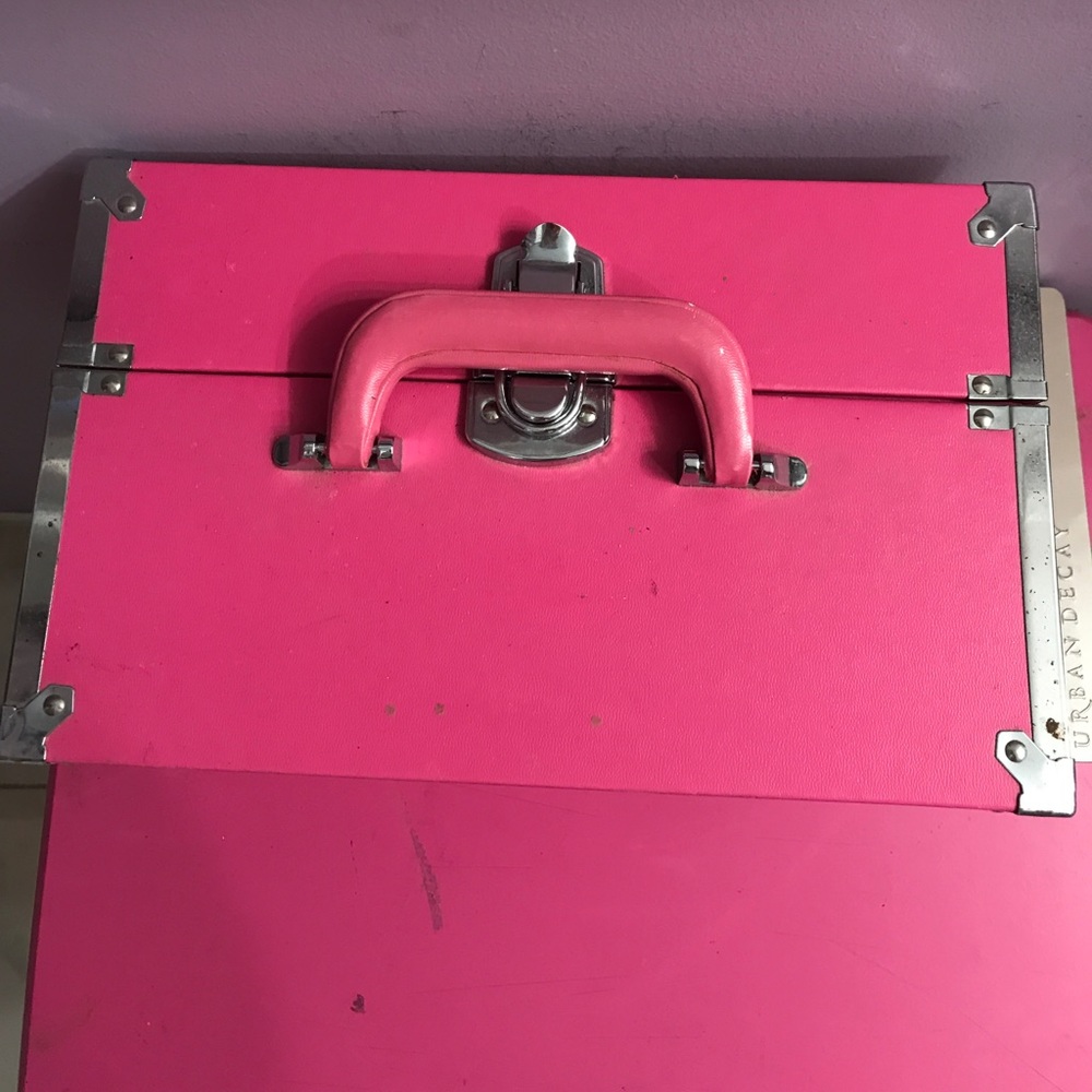 Makeup box